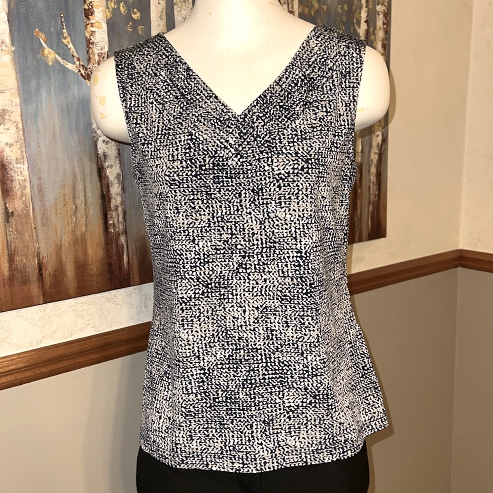 Tahari Sleeveless Top